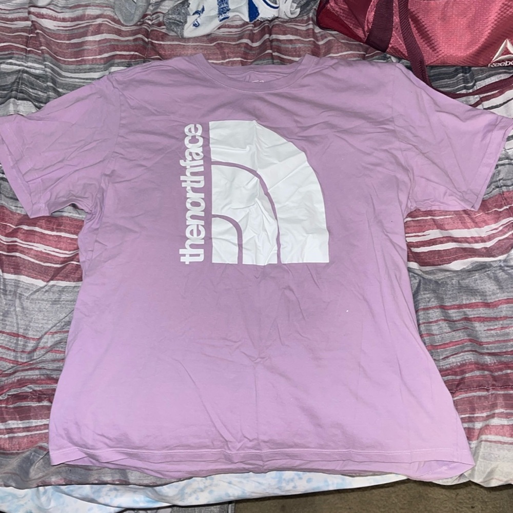 Men’s north face shirt xl